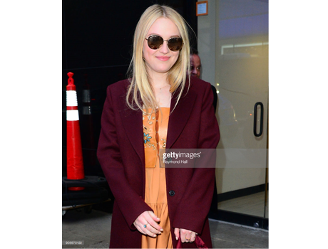 Merci, Dakota Fanning!