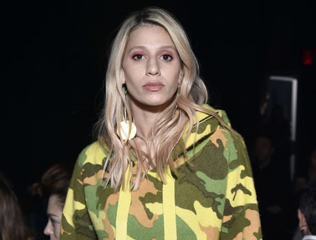 Merci, Sophie Macks!